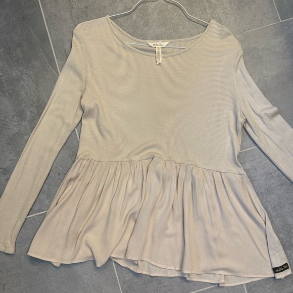Matilda Jane Size L Oh So Nice Top
Boho - Picture 1 of 7
